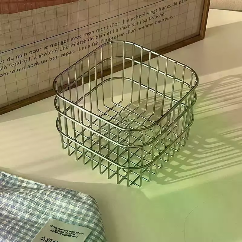 Panier de rangement de bureau en métal