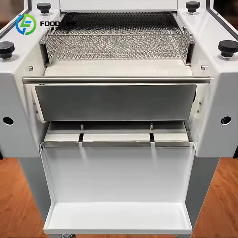 Machine à façonner le pain, les croissants, les pains de mie, les toasts et les baguettes, avec fonction de fabrication de moules à pain sur mesure