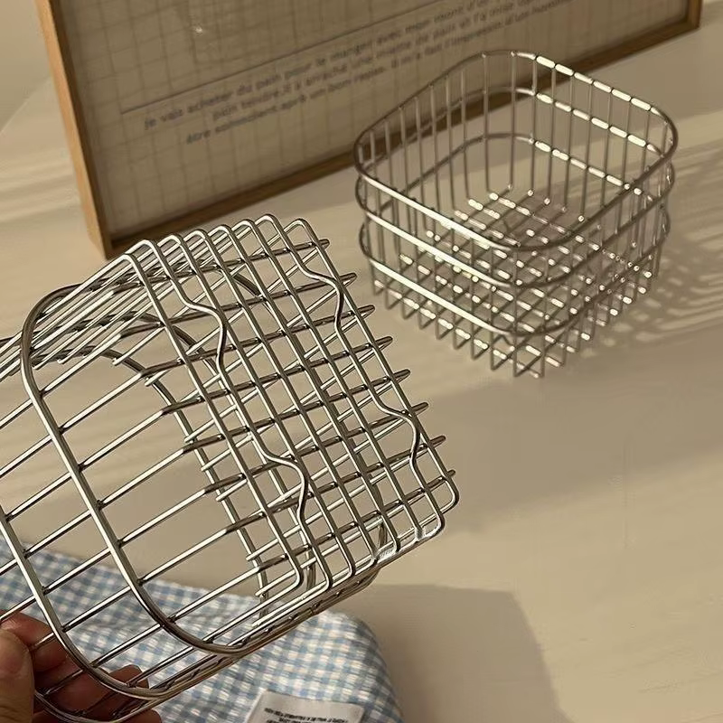 Panier de rangement de bureau en métal