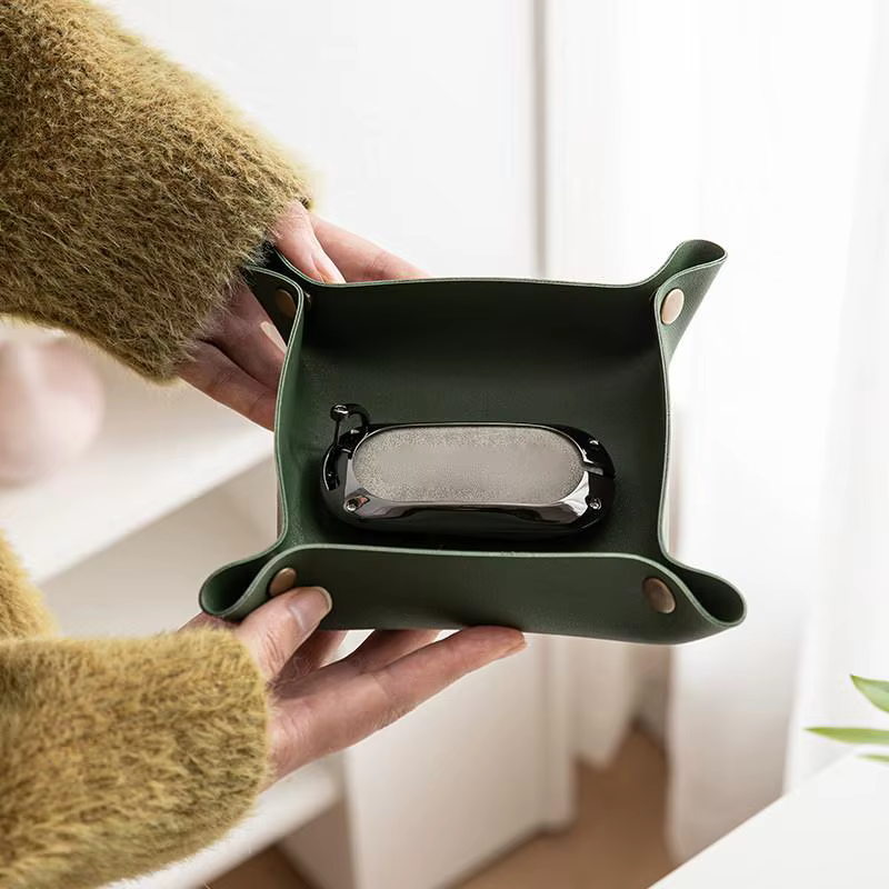 Boîte de rangement carrée en cuir PU