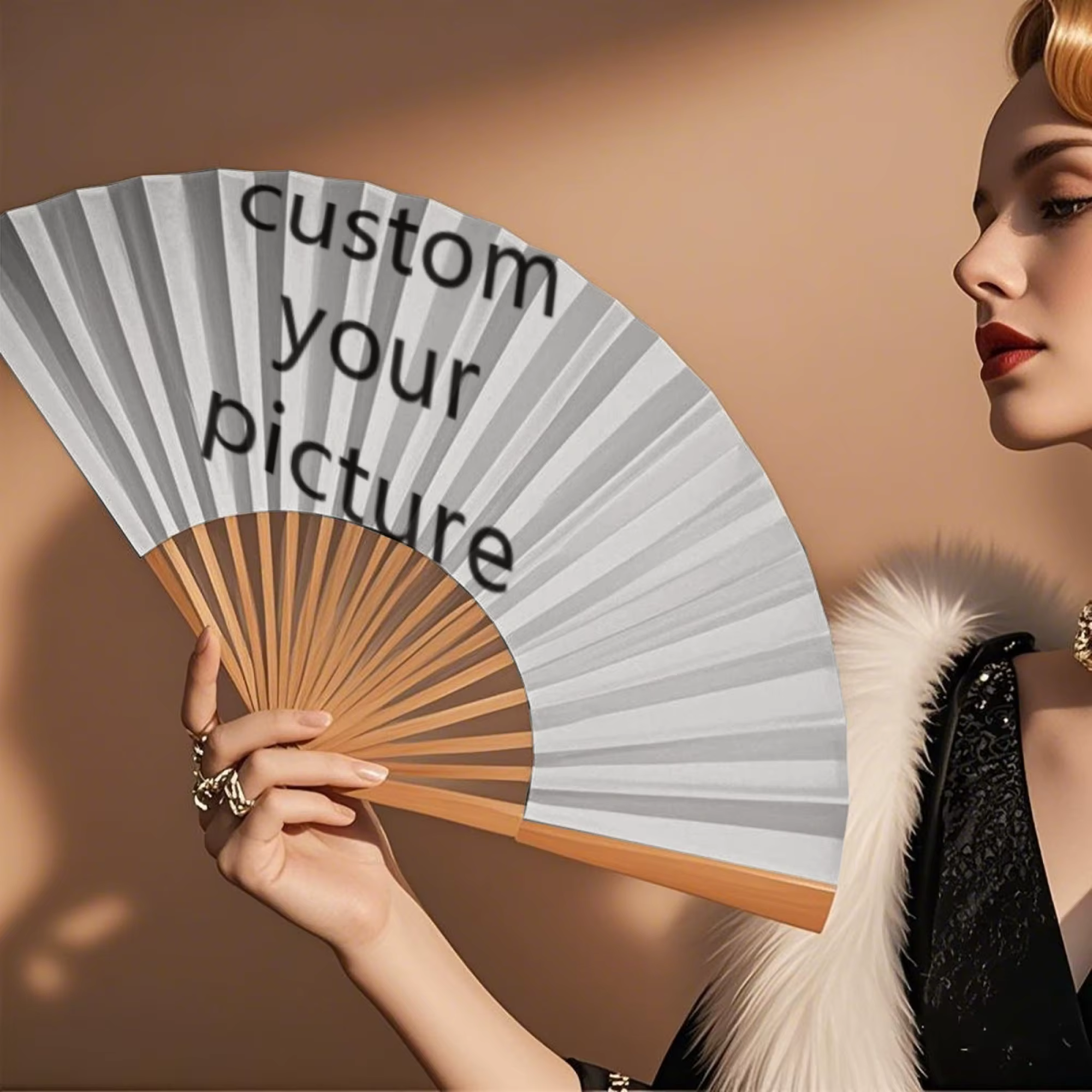 Éventail pliant personnalisé - Un éventail pliant à tenir à la main avec un design personnalisé. Style classique. Convient comme accessoire pour des scénarios tels que…