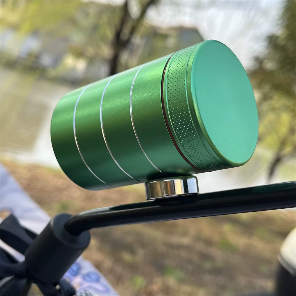 Boîte de rangement magnétique solide en aluminium