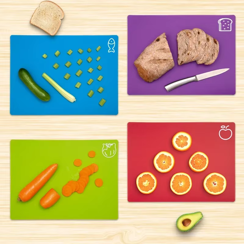 Planches à découper flexibles, planches en plastique sans BPA pour la cuisine, Polymères de coupe coordonnants pour la viande et 05/09/2018 avec de la nourriture Eugène
