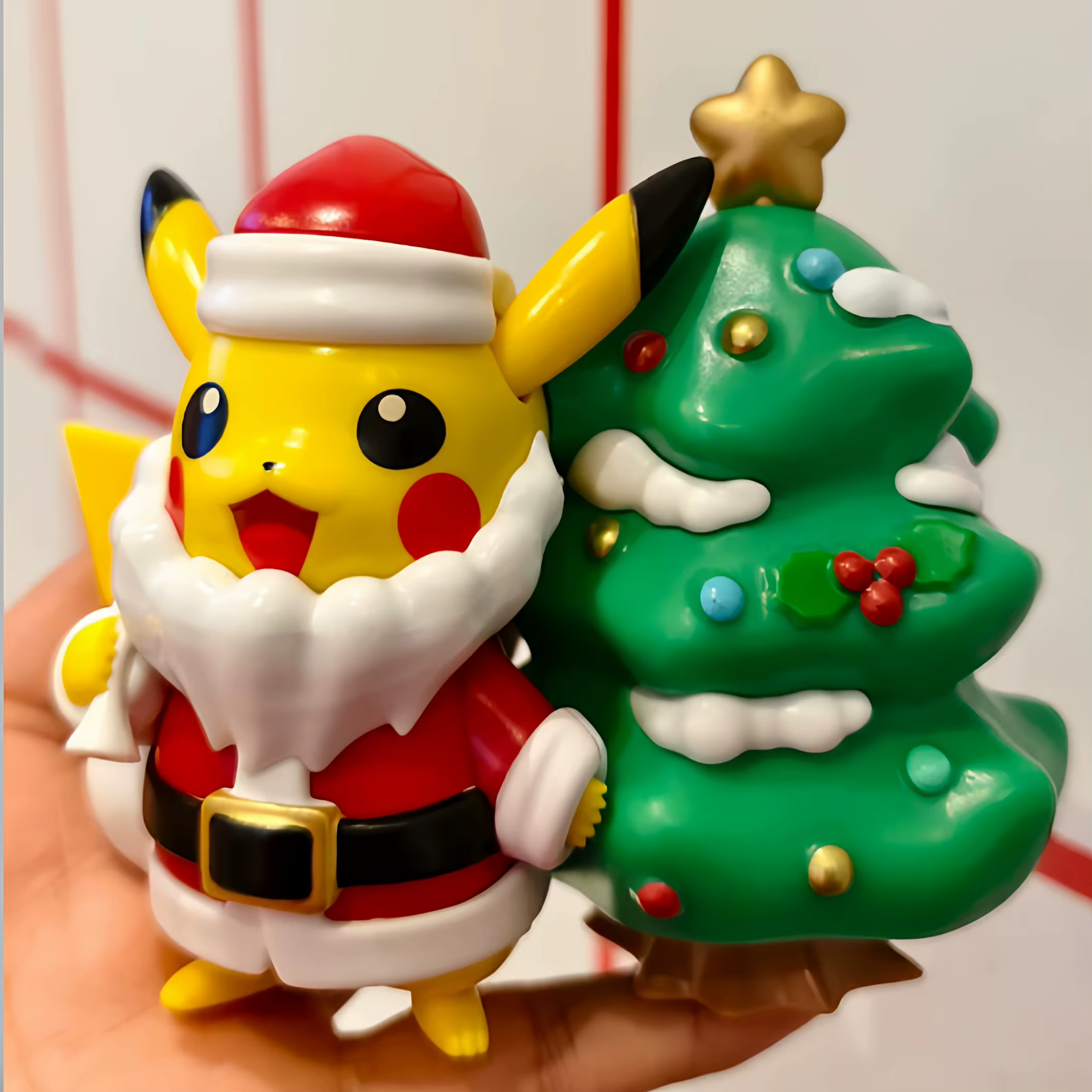 Boîte de liaison de figurines Pokemon KFC, série de noël 2025, figurines d'action Pikachu limitées, modèle à collectionner, jouet mignon Kawaii, cadeau, en Stock
